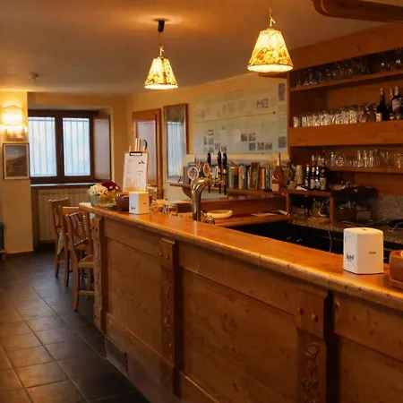 Rifugio Campiglio Hotel Alpe di Dumenza