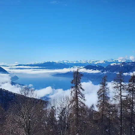 Hotel Rifugio Campiglio Alpe di Dumenza